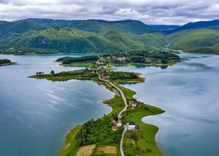 Auto Grubesa 캠프장 *