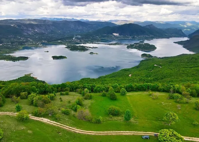 Kemping Auto Grubesa *