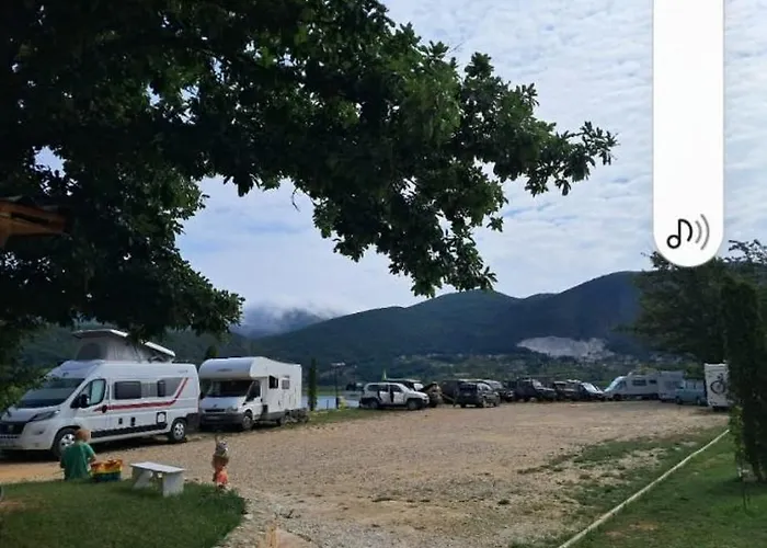 Kemping Auto Grubesa *